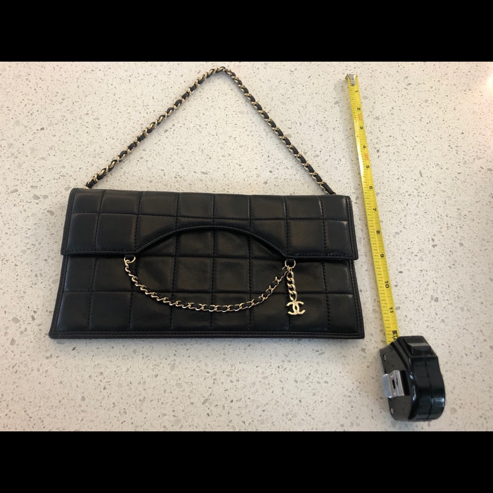 CHANEL Clutch - Picture 9 of 14